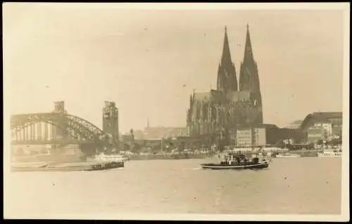 Ansichtskarte Köln Dom Brücke Schiffe 1945