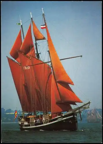 Schiffe/Schifffahrt Segelschiff: Dreimast-Gaffelschoner Vidar in Büsum 1985