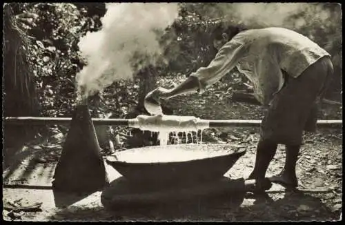 PERU Landschaften Iquitos  Jeringuero  la selva Smoking liquid  woods 1950