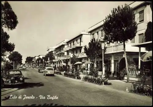 Jesolo Italien Lido di Jesolo Straßen-Ansicht Autos Via Bafile 1961