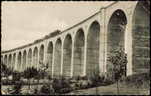 Altenbeken Viadukt (Altenbeken) Eisenbahn mit Dampf-Lokomotive 1980/1960