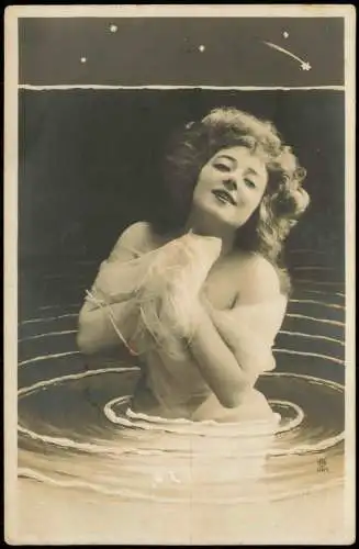 Ansichtskarte  Fotokunst Frau im Wasser Sterne Erotik 1912