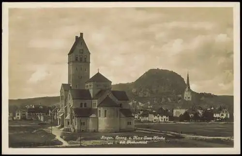 Singen (Hohentwiel) Evang. u. Herz-Jesu-Kirche mit Hohentwiel 1932