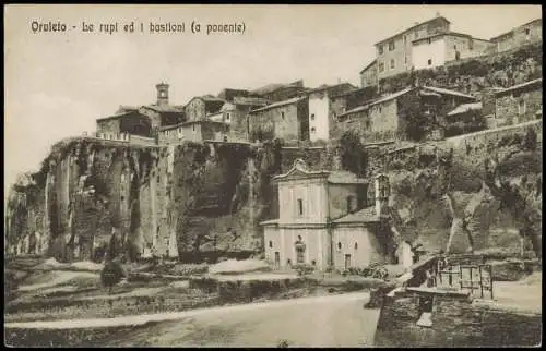 Cartolina Orvieto Orvieto be rupi ed i bastioni (a ponente) 1924  Italia Italien