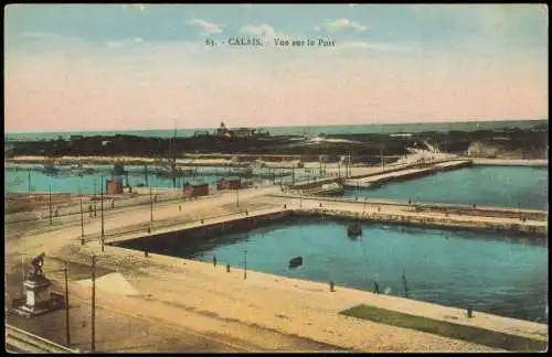 CPA Calais Panorama-Ansicht Vue sur le Port (Hafen) 1910