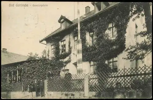 Bad Gottleuba-Berggießhübel Genesungsheim, Leute Männer am Eingang 1914