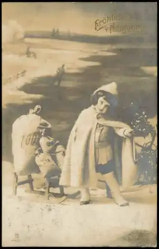 Neujahr Sylvester New Year Fotokunst Mädchen mit Schlitten Geldsäcke 1912