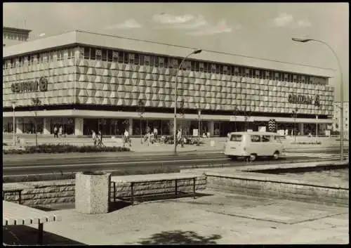 Ansichtskarte Schwedt/Oder CENTRUM-Warenhaus Barkas 1974