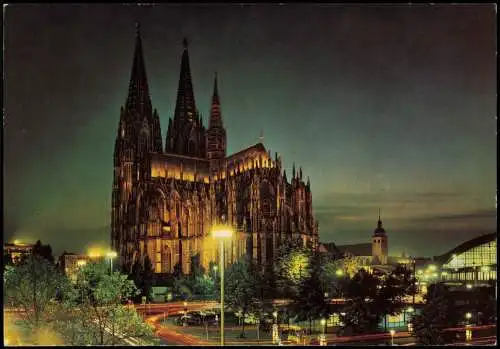 Ansichtskarte Köln Kölner Dom bei Nacht beleuchtet 1970