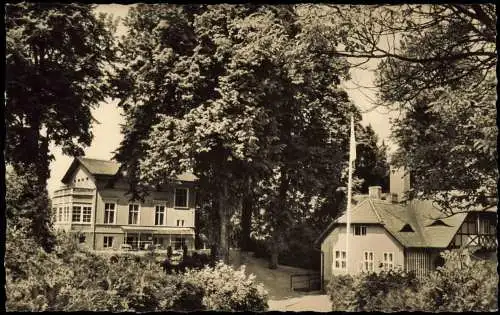 Buckow (Märkische Schweiz) FDGB-Ferienheim Theodor Fontane im Park 1961