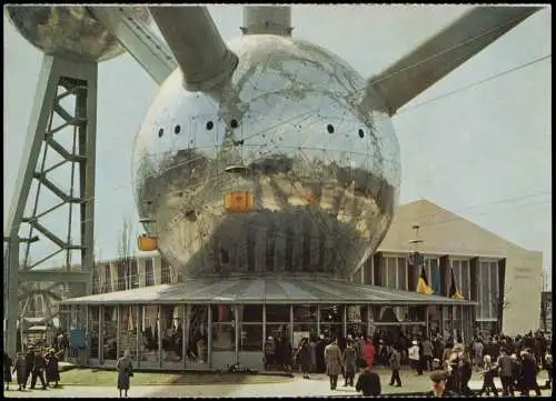 Postkaart Brüssel Bruxelles Atomium (Eingangsbereich) 1975