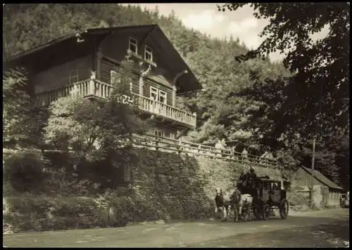 Schwarzburg DDR AK HO-Gaststätte Schweizerhaus mit Postkutsche 1973