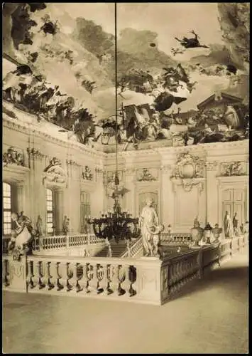 Würzburg RESIDENZ Treppenhaus oberer Umgang mit dem Deckenfresko v. Tiepolo 1960