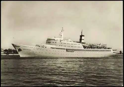 Ship Schiffsfoto-AK Schiff FDGB-Urlauberschiff Fritz Heckert 1967