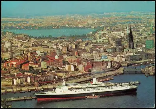 Altona-Hamburg Hafen Luftaufnahme mit Schiff TS QUEEN ELISABETH II 1980