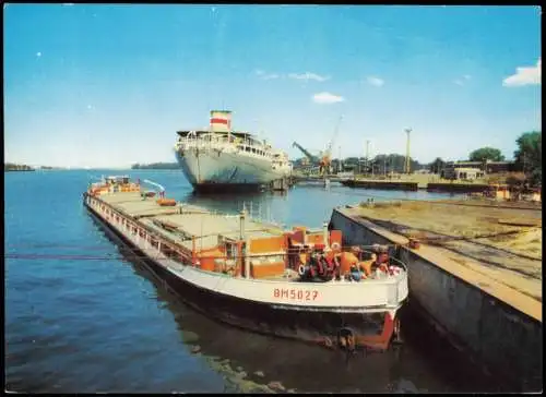 Postcard Swinemünde Świnoujście Fragment portu - Hafen 1973