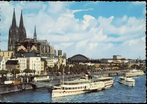 Ansichtskarte Köln Rheinschiffe Dom und Bahnhof 1959