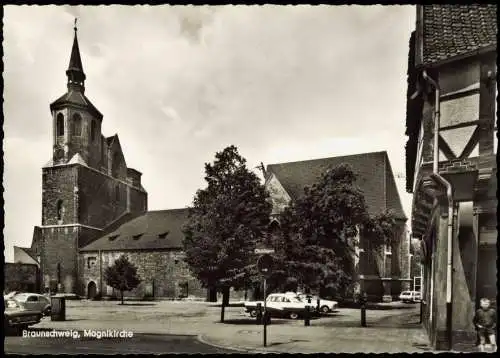 Ansichtskarte Braunschweig Magnikirche, Platz Autos 1963