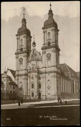 Ansichtskarte St. Gallen Partie an der Klosterkirche 1919