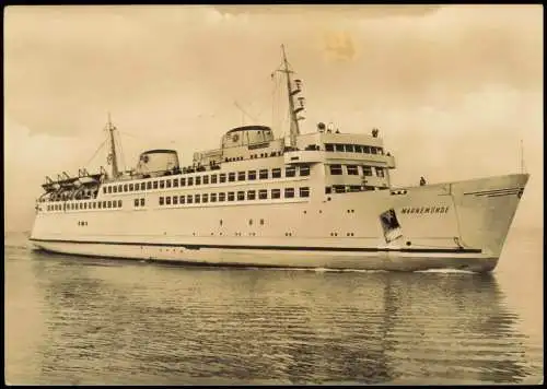 Ansichtskarte  Fährschiff Warnemünde DDR Schiff Schiffsfoto-AK 1963