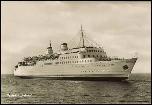 Ansichtskarte  Schiff Schifffahrt Fähre der DDR Fährschiff SASSNITZ 1973