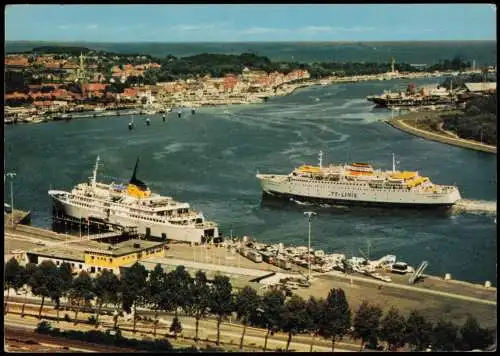 Ansichtskarte Travemünde-Lübeck Luftbild Fähren Schiff TT-Linie 1972