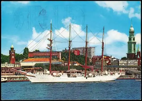 Ansichtskarte St. Pauli-Hamburg Segelschiff vor den Landungsbrücken 1979