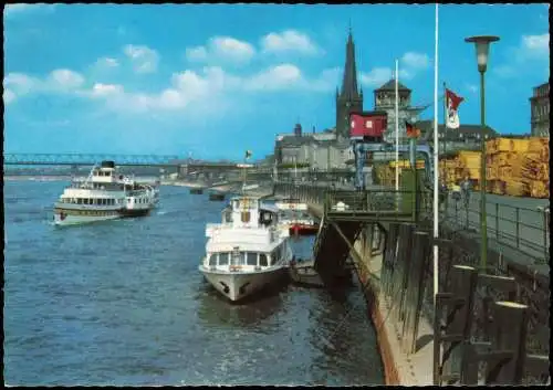 Ansichtskarte Düsseldorf Rheinpartie Schiff Bootsanleger 1971