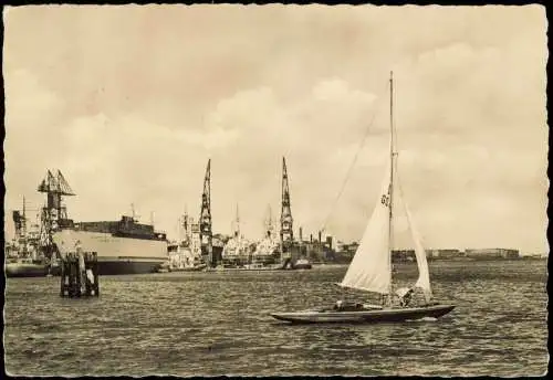 Ansichtskarte Rostock Hafen Partie, Schiffe, Segelboot 1958