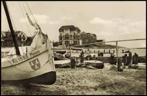 Ansichtskarte Kühlungsborn Strand mit Schiff Möve zur DDR-Zeit 1958