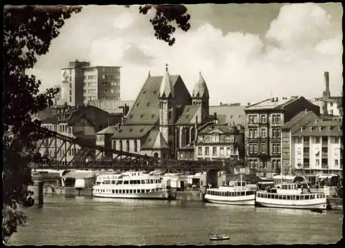 Frankfurt am Main Partie am Eisernen Steg und Leonhardskirche 1964