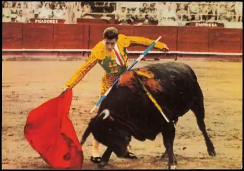 Ansichtskarte  Stierkampf Torero in der Arena Spain Spanien Espania 1961