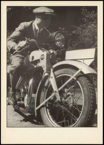 Ansichtskarte  Mann auf Opel Verkehr/KFZ - Motorrad REPRO 1930/1995