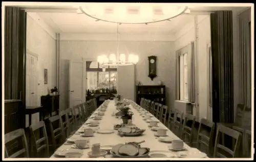 Ansichtskarte Oschersleben Speisezimmer im alten Hotel "Café Central" 1956