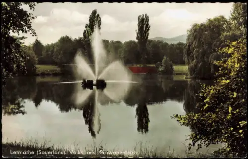 Ansichtskarte Letmathe-Iserlohn Volkspark, Schwanenteich - Colorfotokarte 1968