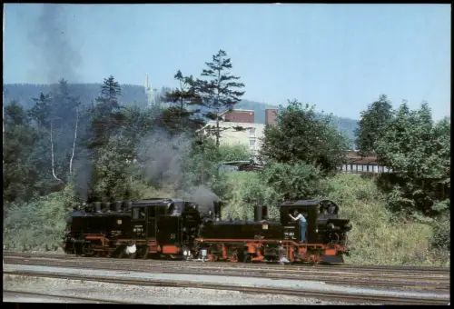 Oberwiesenthal Dampflokomotiven 99 1791 und 99585 im Bahnhof Oberwiesenthal 1990