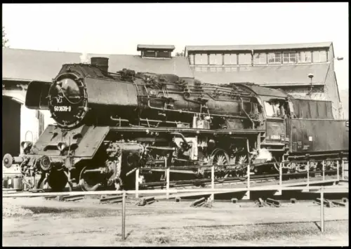 Ansichtskarte Nossen Dampflokomotive BR 50.35-37 im Bahnbetriebswerk 1985/1982