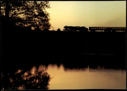 Reko-Güterzugdampflokomotive mit Personenzug bei Mittelbach, Sachsen 1987