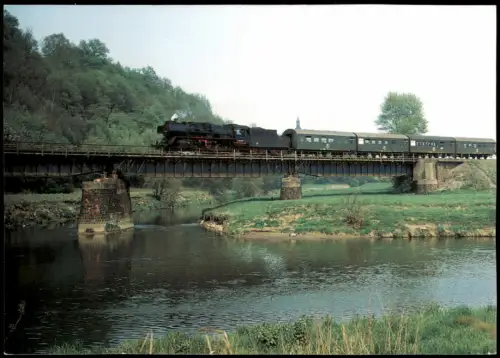 Westewitz-Großweitzschen Dampflokomotive 50 3528 auf Eisenbahnbrücke 1982