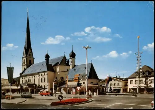 Ansichtskarte Prien Marktplatz, Kirche an Straßen-Kreuzung 1974
