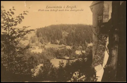 Lauenstein (Erzgebirge)-Altenberg  Blick vom Schloß nach dem Amtsgericht 1922