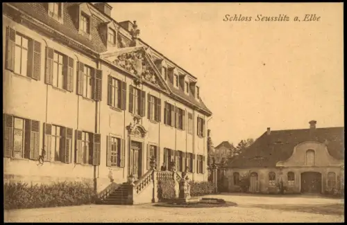 Ansichtskarte Diesbar-Seußlitz-Nünchritz (Elbe) Schloß - Hofseite 1922