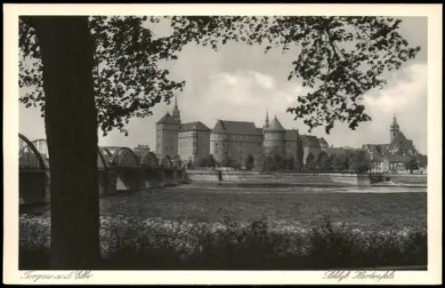 Ansichtskarte Torgau Schloss Hartenfels Brücke 1927