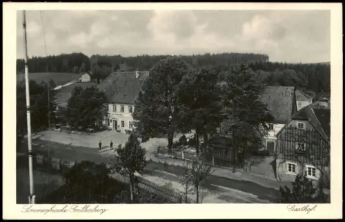 Ansichtskarte Grillenburg-Tharandt Blick auf Gasthof und Straße 1927