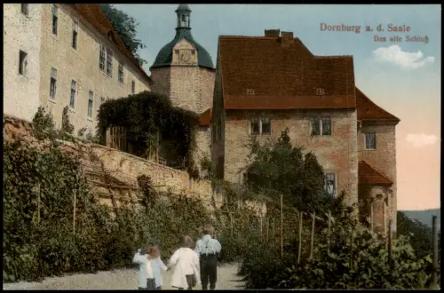Dornburg-Dornburg-Camburg Das alte Schloß - Kinder Weinreben 1923
