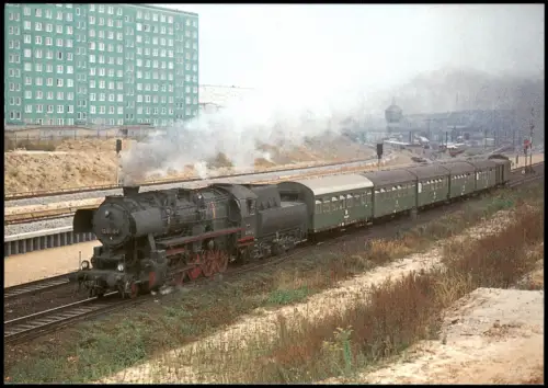 Friedrichsfelde Berlin Dampf-Güterzuglokomotive 52 8079-7 Dampflok 1976
