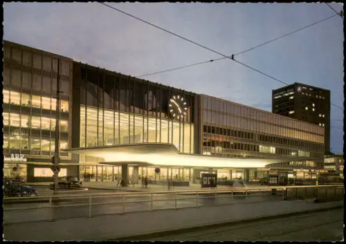 Ansichtskarte München Hauptbahnhof Abenddämmerung VW Käfer 1962