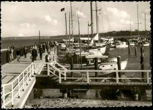 Ansichtskarte Laboe Mole Segelboote 1964