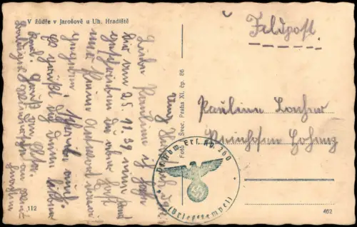 Ungarisch Hradisch Uherské Hradiště Paar in Tracht 1943 gel Feldpoststempel WK2
