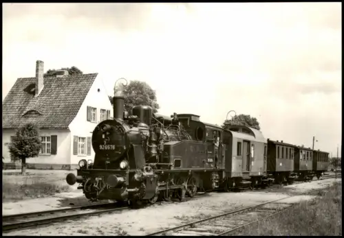 Hohenwulsch-Bismark (Altmark) Privatbahnzug mit Lokomotive Nr. 1-140 im Bahnhof Hohenwulsch 1940